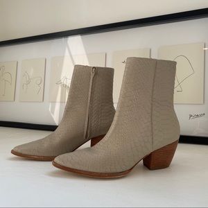 Matisse Caty Boot in Tan Snake